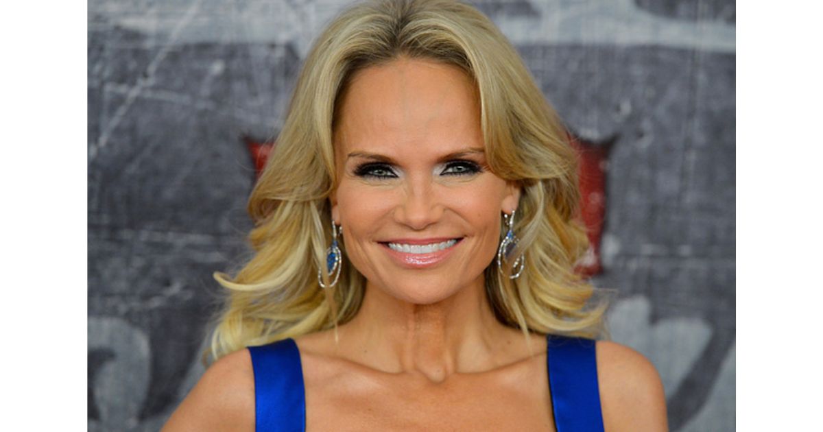 Kristin Chenoweth Net Worth 2024 The Extraordinary Financial Journey of a Broadway and Hollywood Sensation (1)